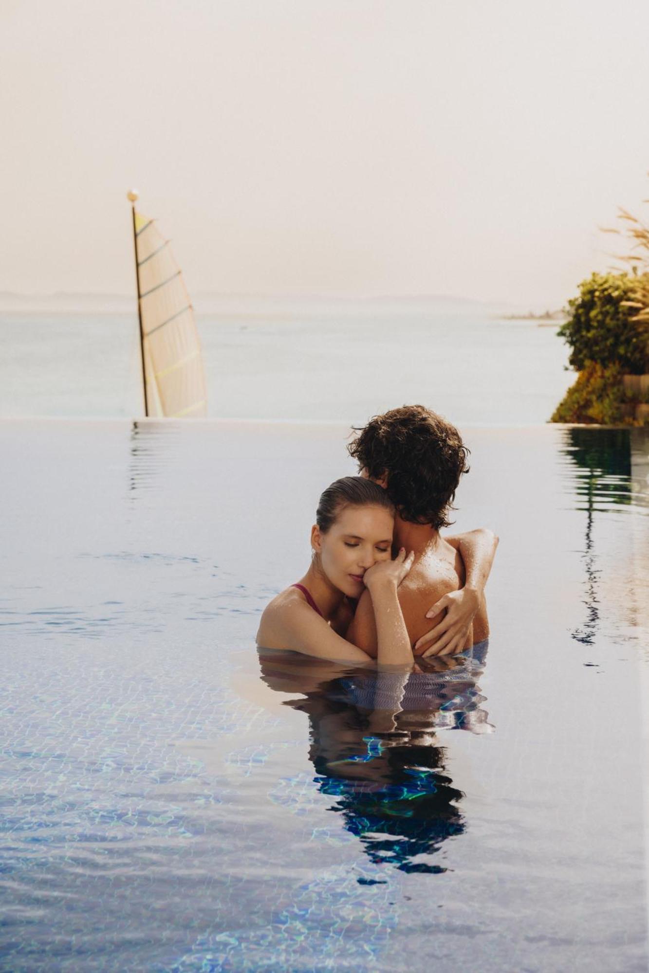 La Badira - Adult Only Hotel Hammamet Eksteriør billede A couple in a swimming pool